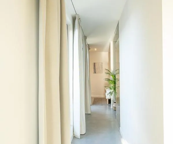 Trendy As Base To Discover * Gand